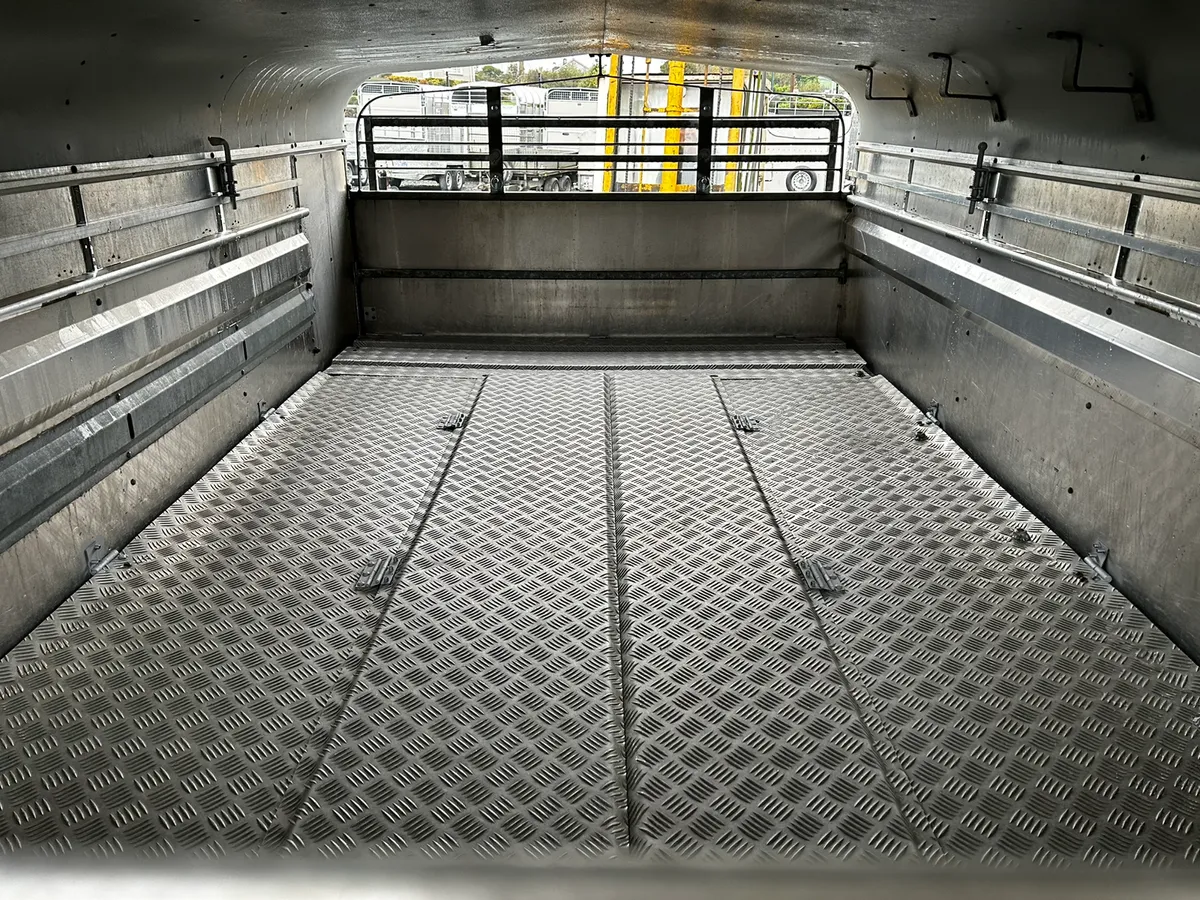 Hudson 12x6 With Decks - Image 3