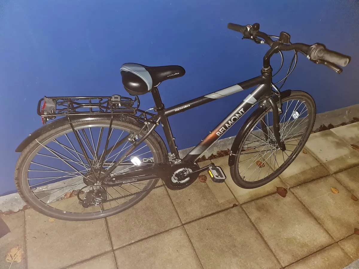 Belmont hybrid hot sale bike