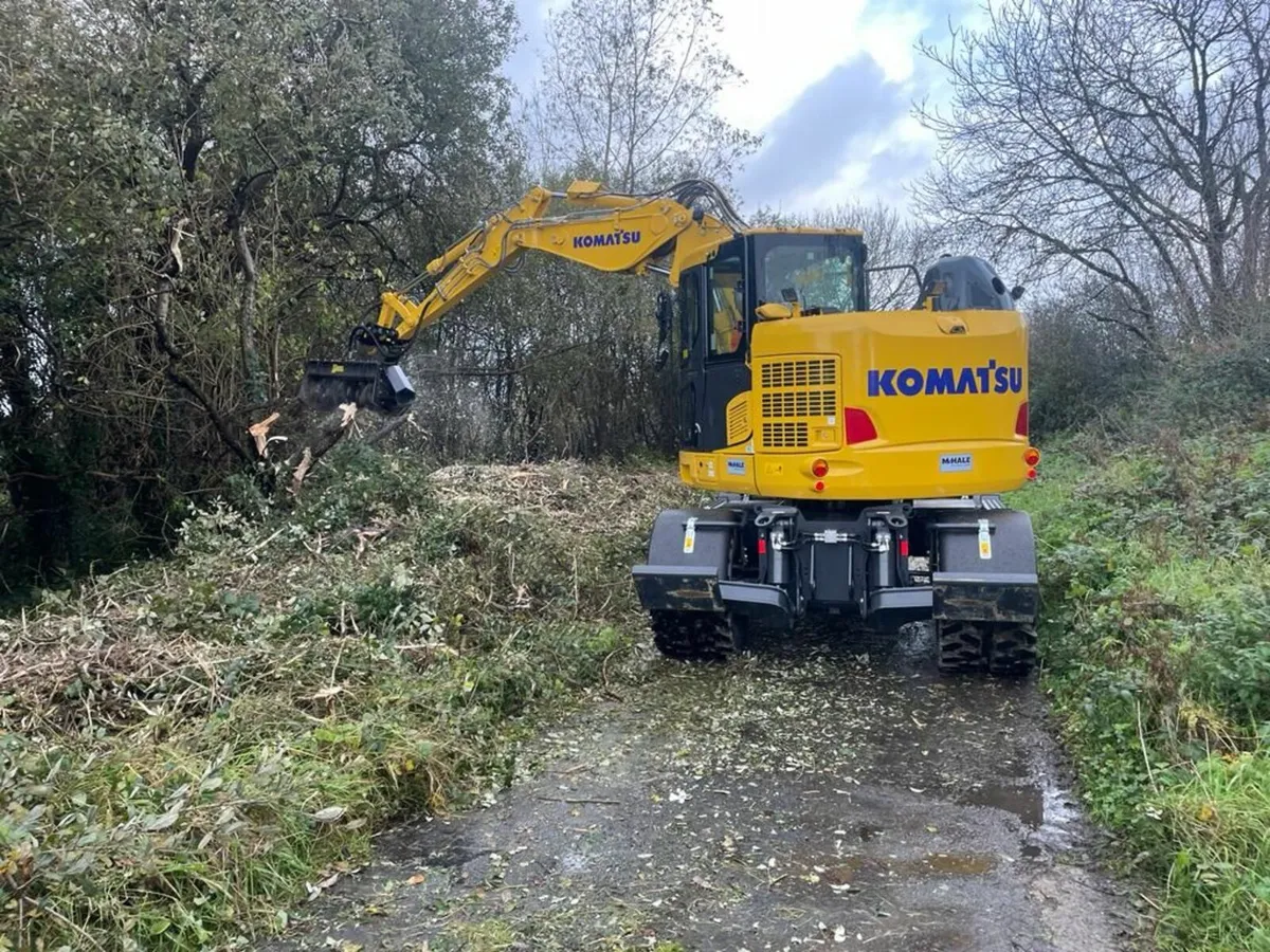 Komatsu PW138US-11 + Prinoth M450E-1090 Mulcher - Image 3