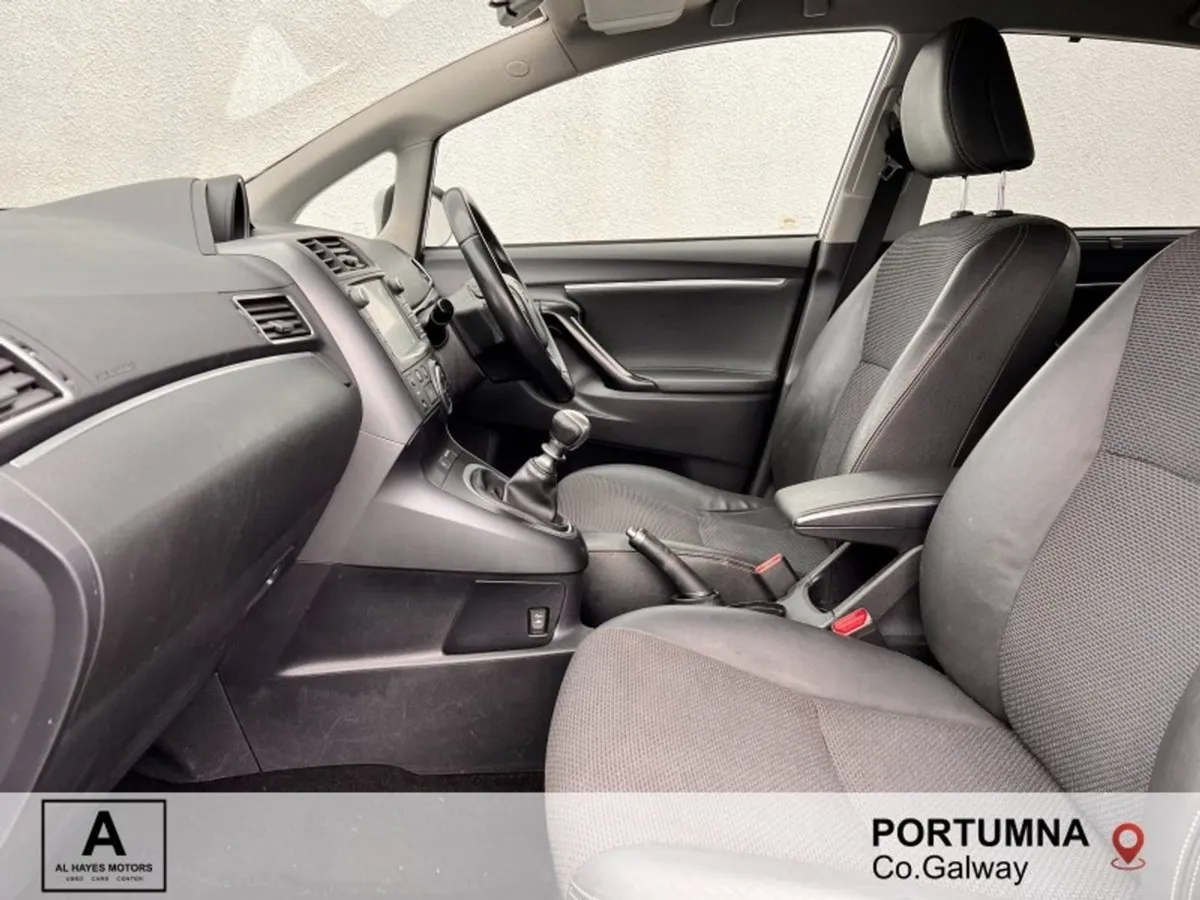 Toyota Verso 1.6 D SOL 7 Seater SUN Roof nct 1/27 - Image 4