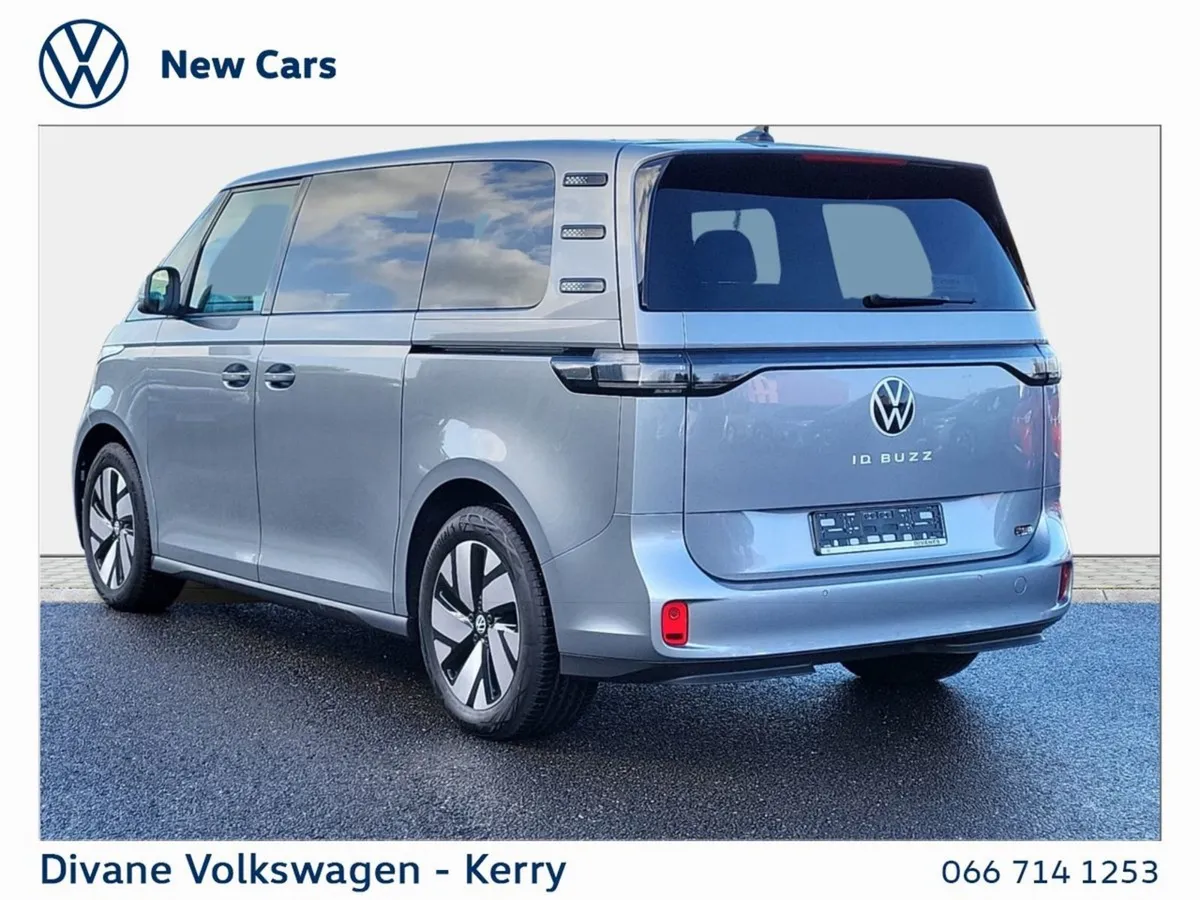 Volkswagen ID. Buzz 7 Seater Style 286HP 86kwh Ba - Image 3