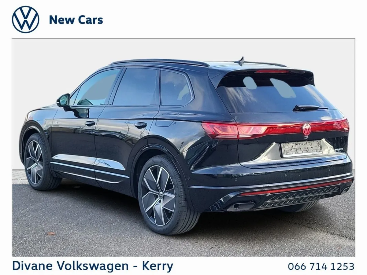 Volkswagen Touareg 3.0tsi Petrol 462BHP Plug IN H - Image 4