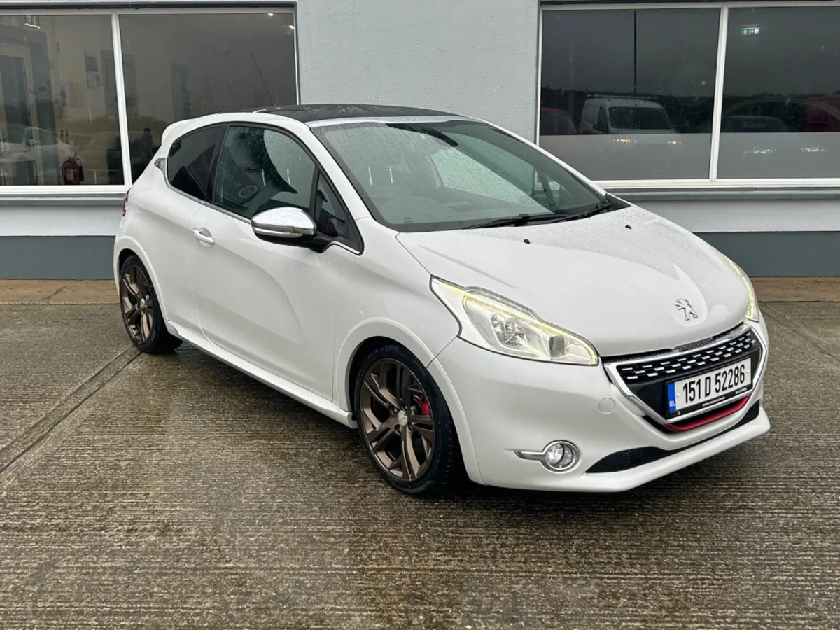 Renault 208 gti hot sale