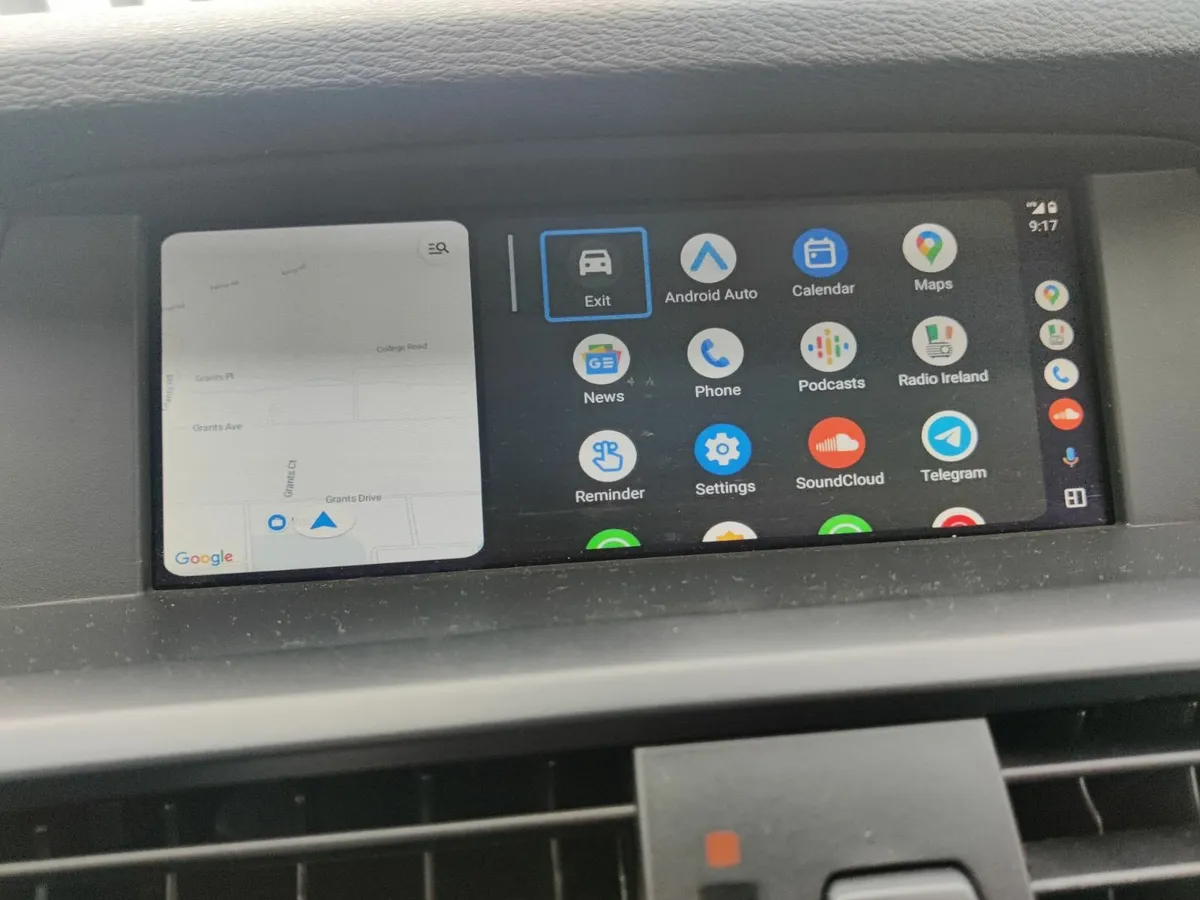 BMW CARPLAY