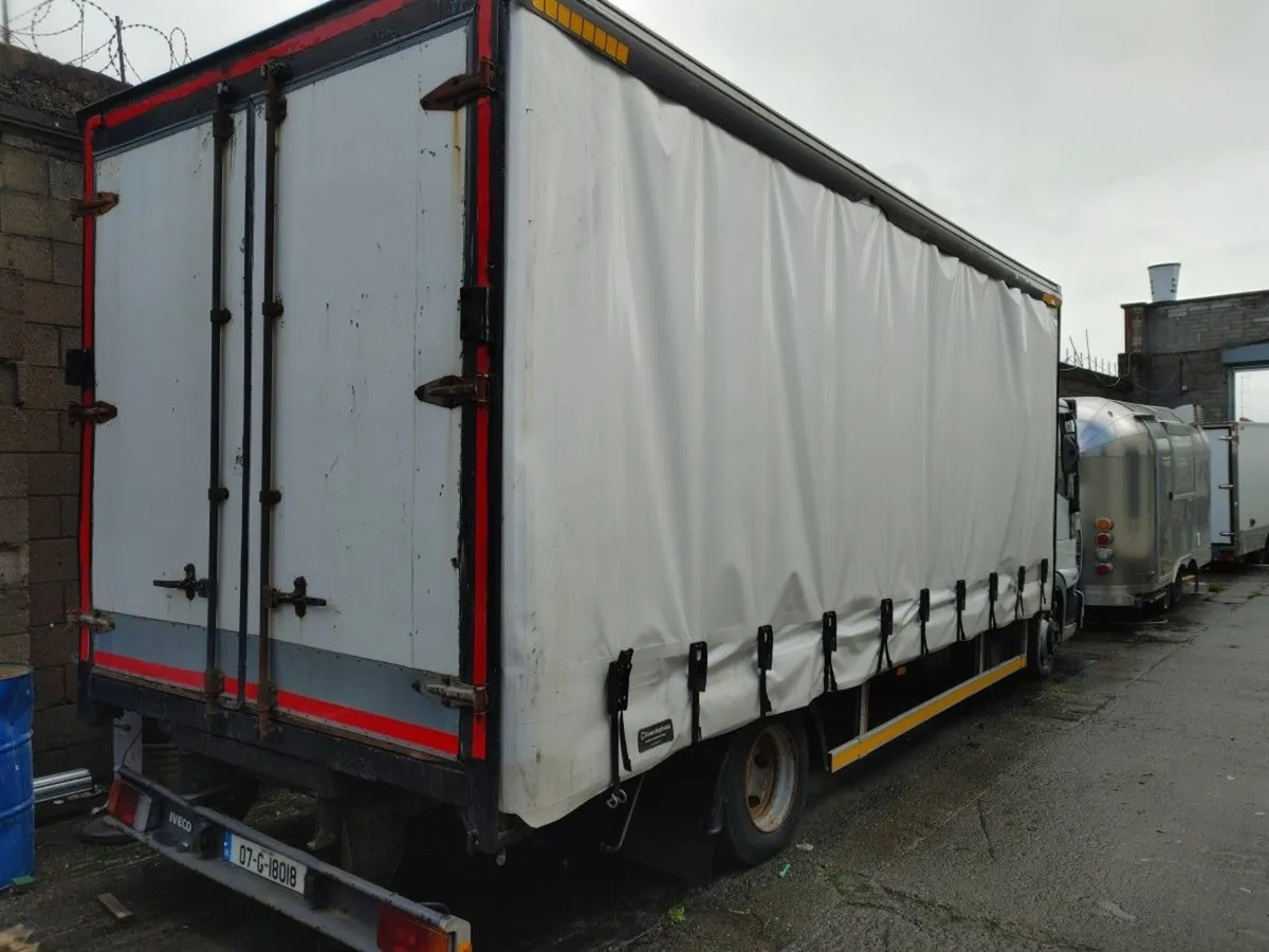 Iveco Daily Cargo Cargo 75e17 2 DR - Image 3