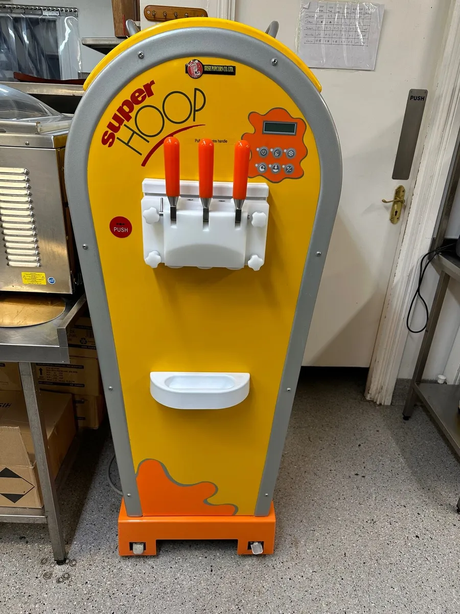 Innova Super Hoop Ice Cream Machine