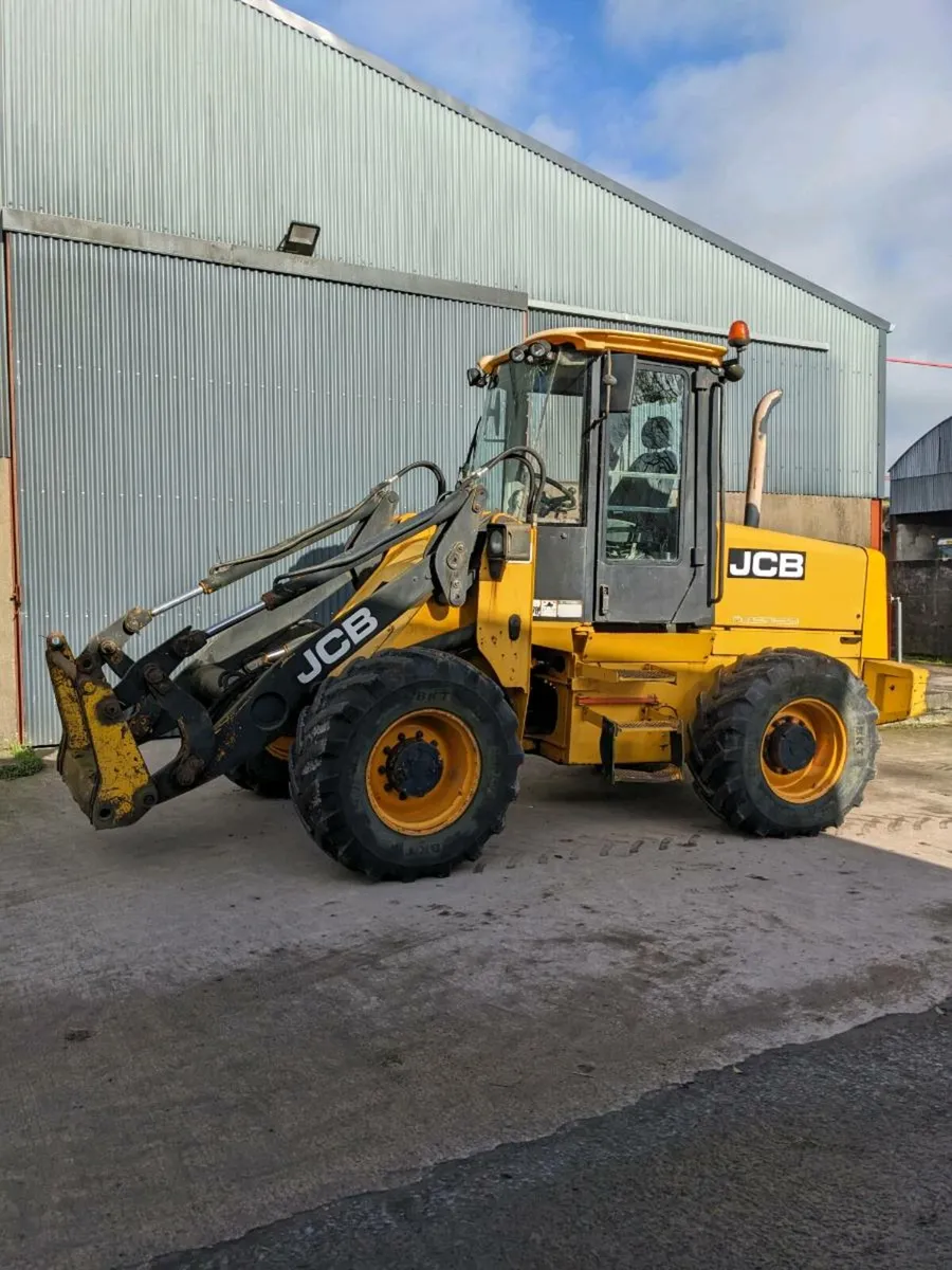 JCB shovel - Image 1