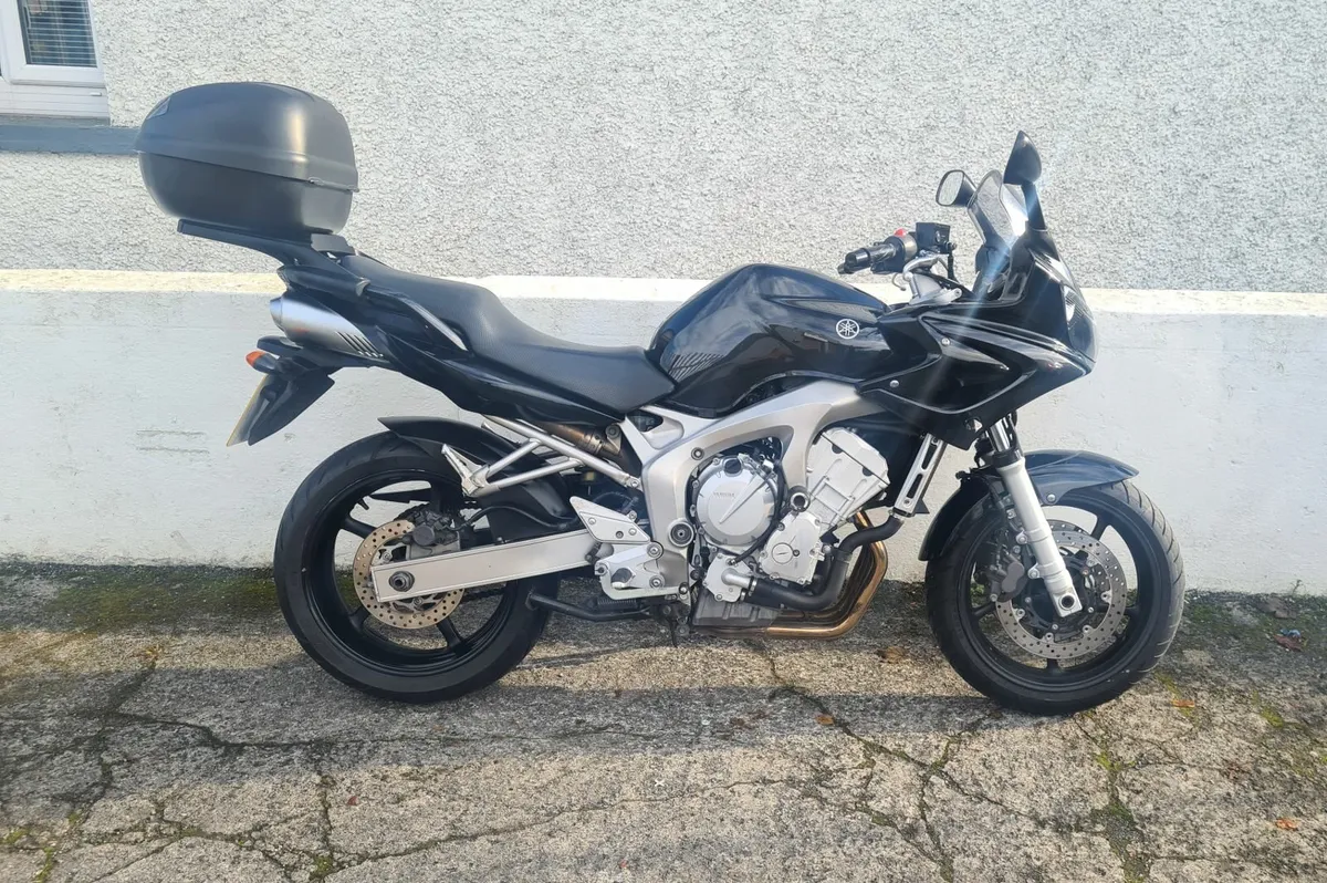 FZS 600 Fazer FZ6 x2 @ Doyles - Image 1