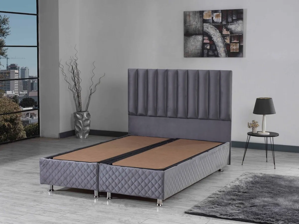 Mina picture storage bed 299€ - Image 1