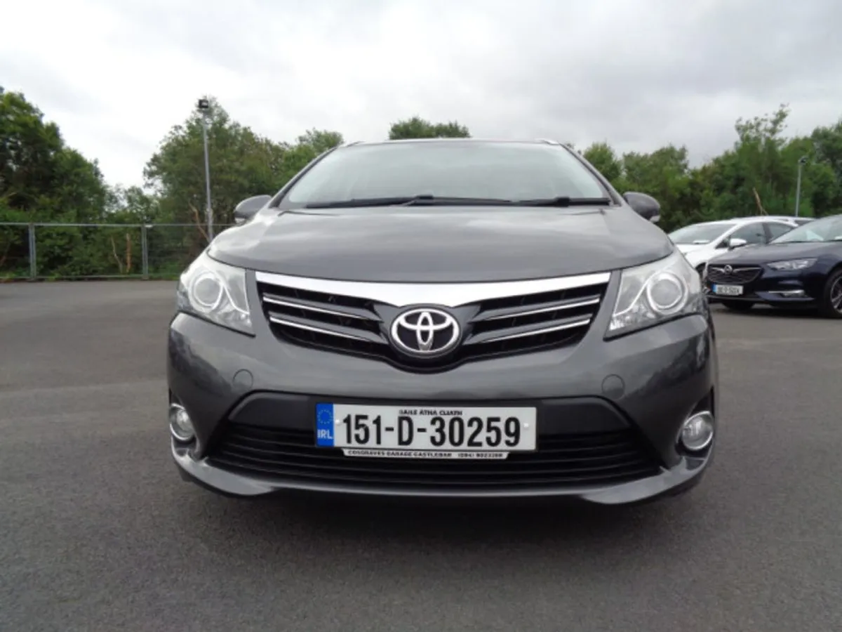 Toyota Avensis 2.0d-4d Aura Estate - Image 2