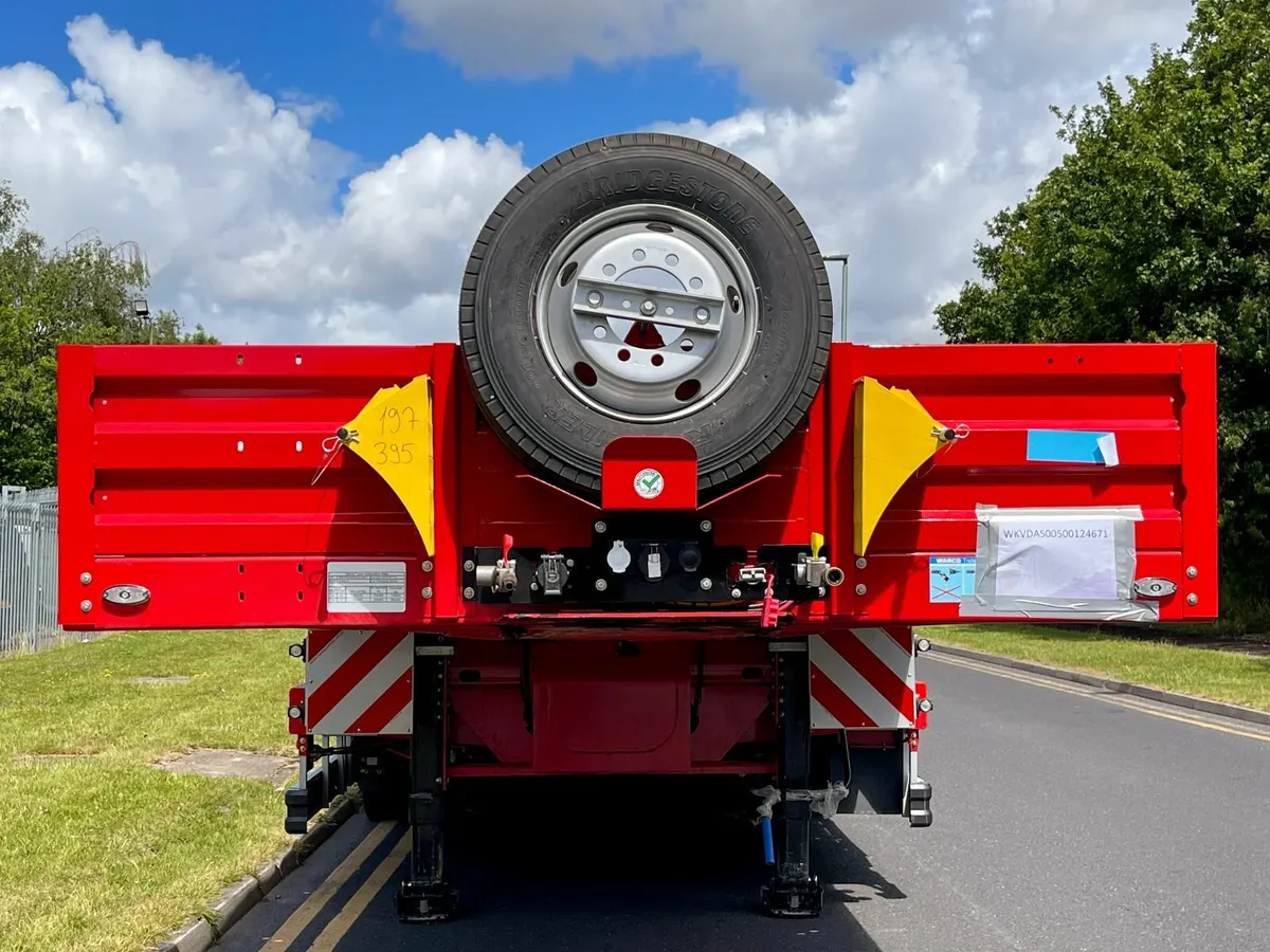 2025 Kassbohrer 5-Axle Low Loader, 80,200kg - Image 2