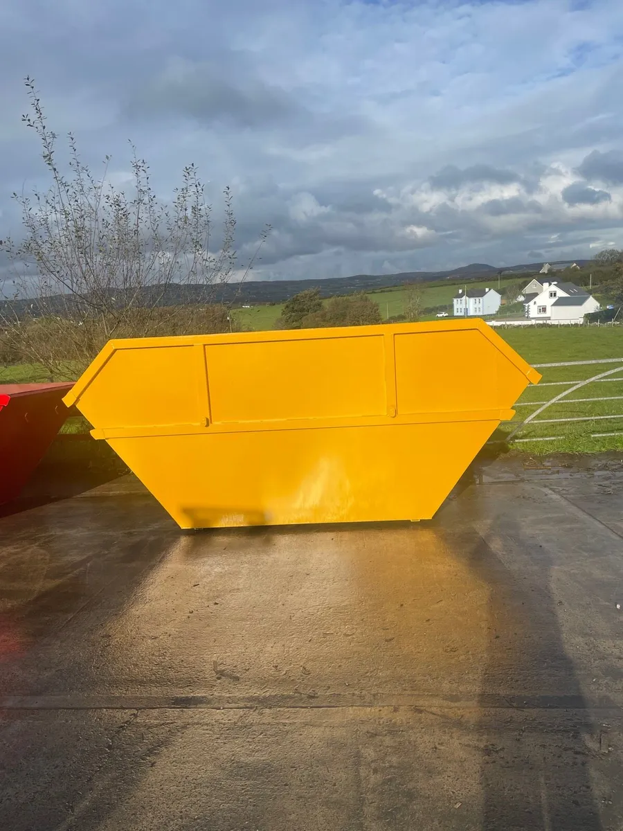 Skips - Image 4