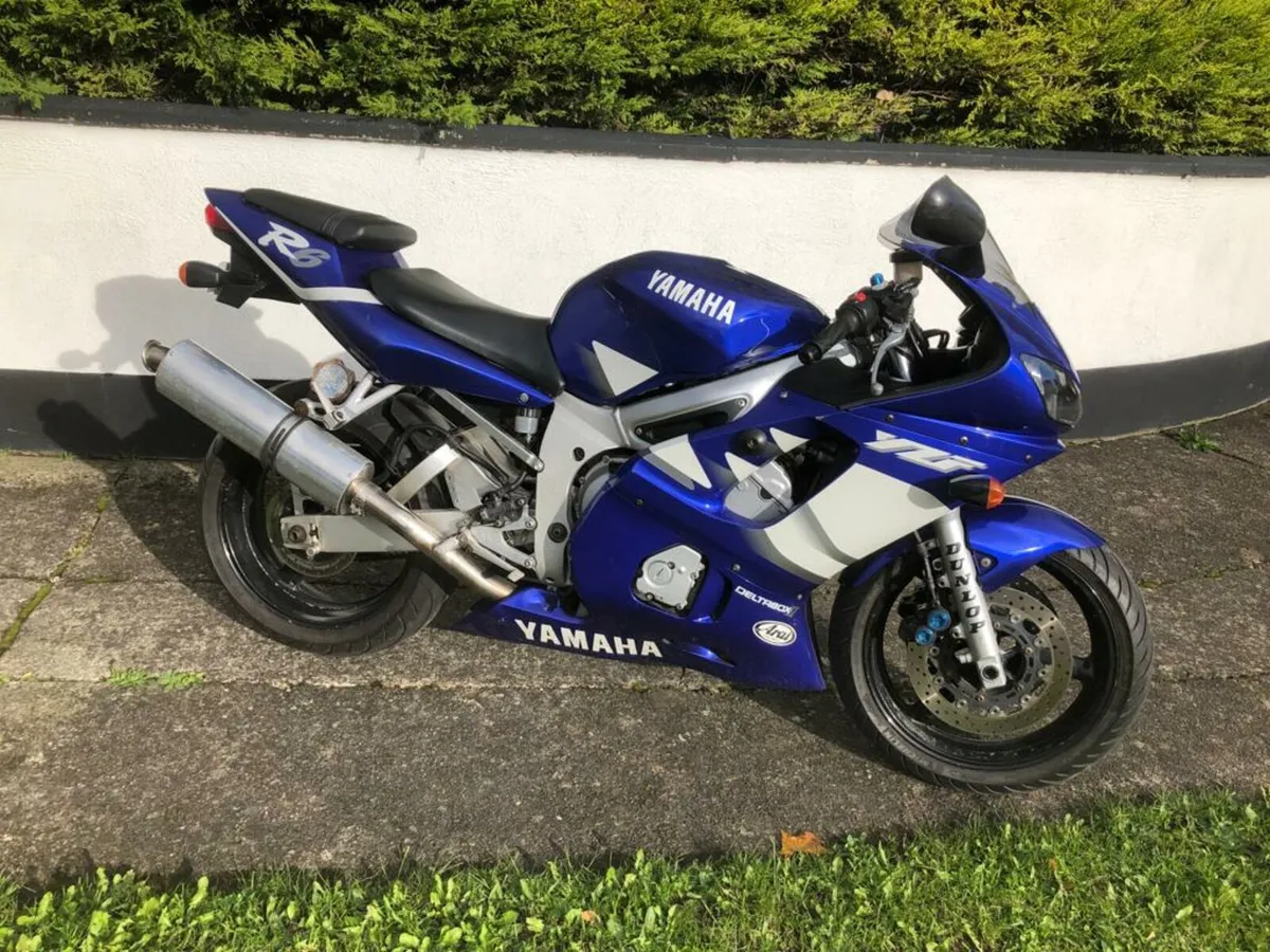 Yamaha R6