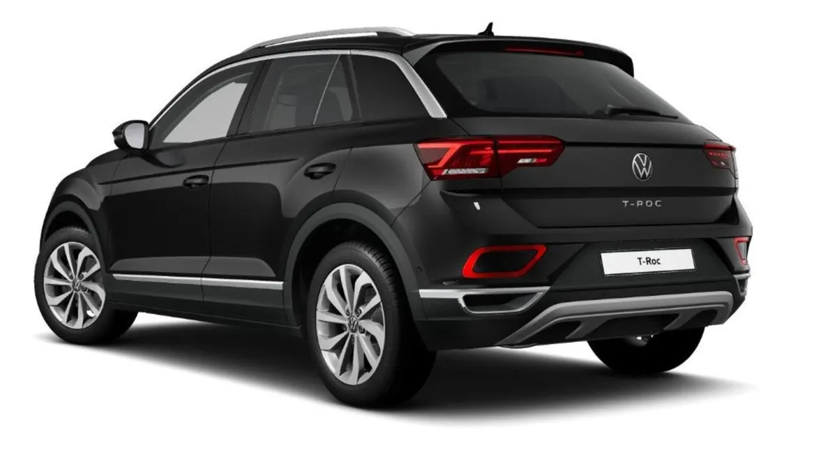 Volkswagen T-Roc  sunroof style Plus 1.0tsi Petro - Image 3