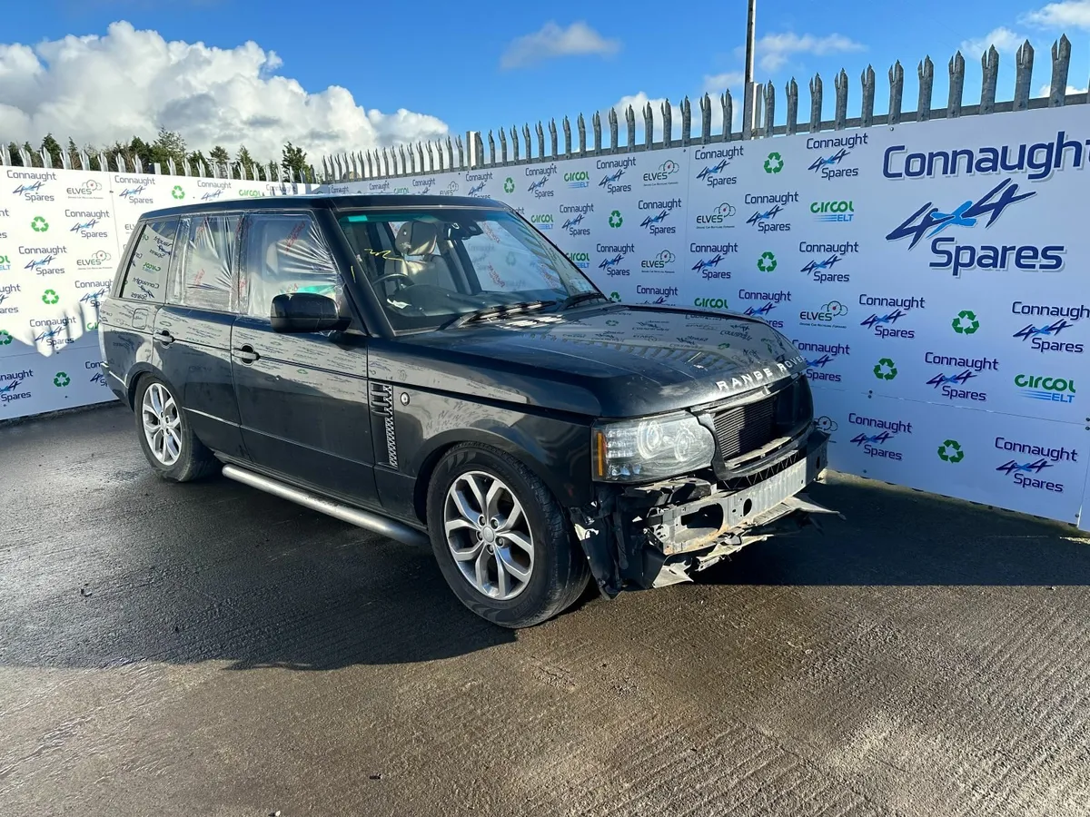12 RANGE ROVER VOGUE 4.4 JUST IN FOR BREAKING - Image 1