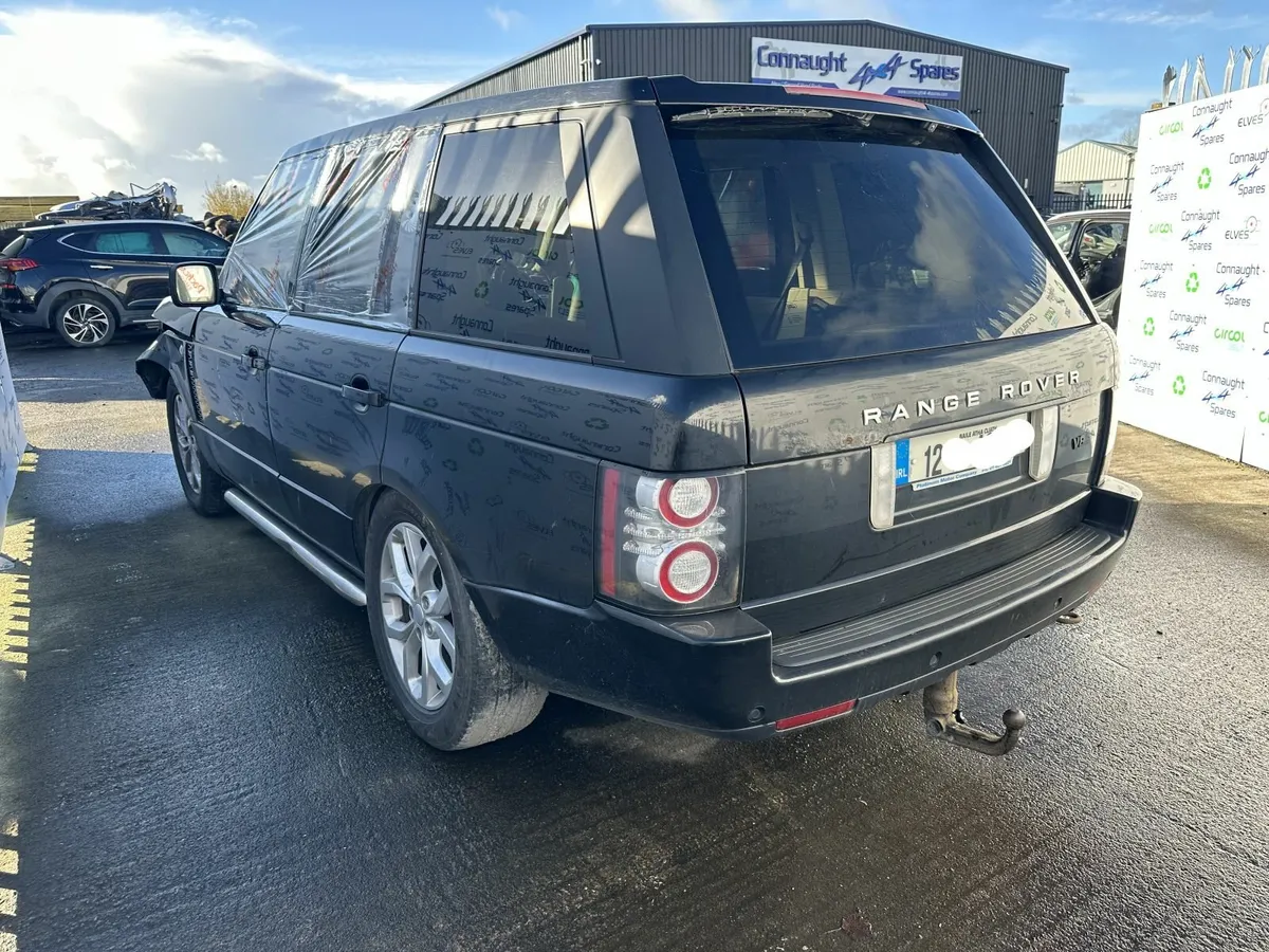 12 RANGE ROVER VOGUE 4.4 JUST IN FOR BREAKING - Image 3