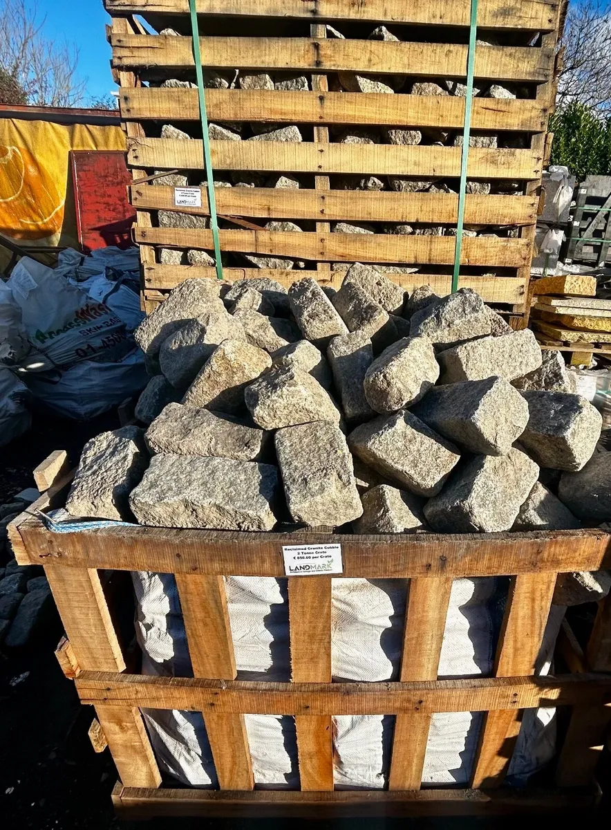 Reclaimed Silver Granite Cobbles - Image 2