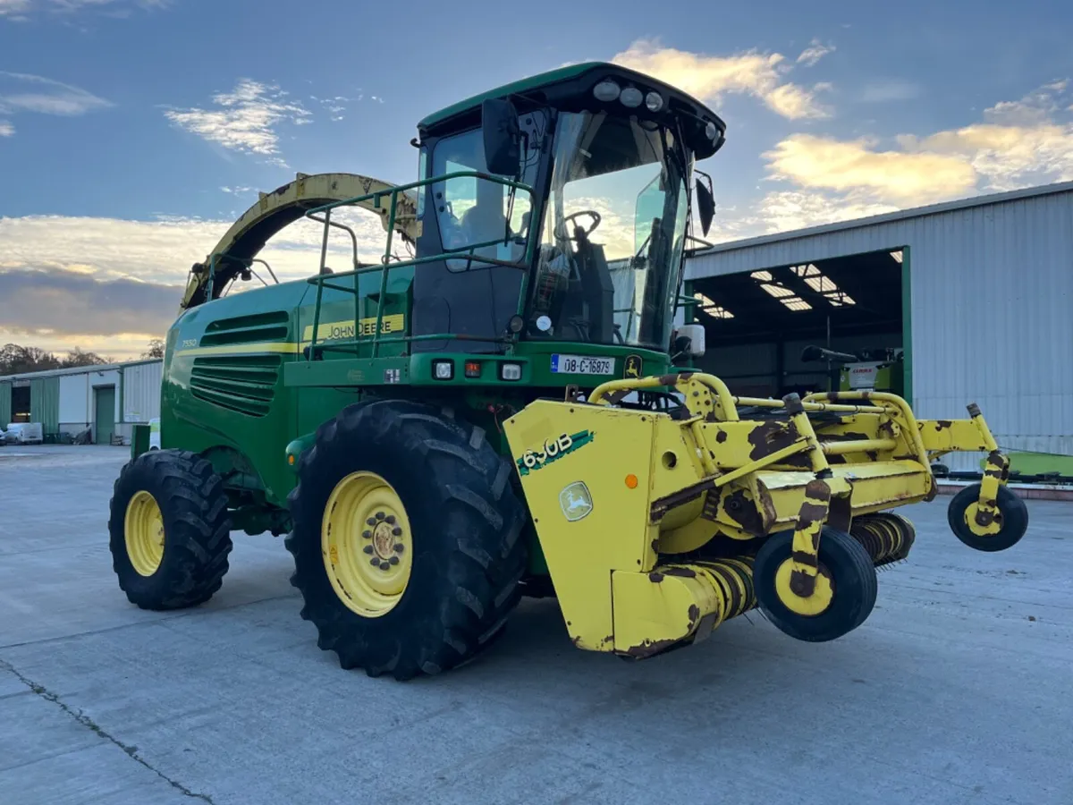 John Deere 7550 4x4 - Image 3