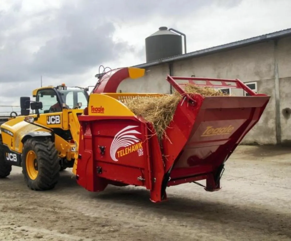 Teagle Telehawk T2 Straw Blower - Image 1