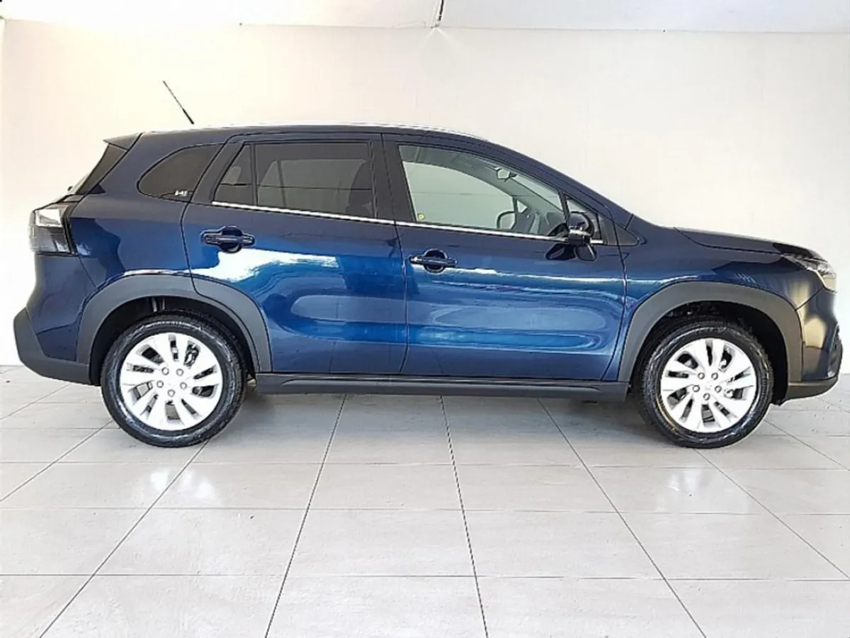 Suzuki SX4 Motion  2000 Reg Bonus - Image 3