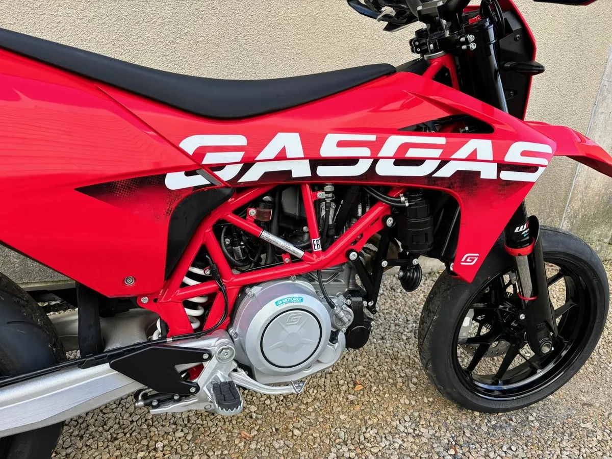 2023 GasGas SM 700 - Ex. Demo - Image 2