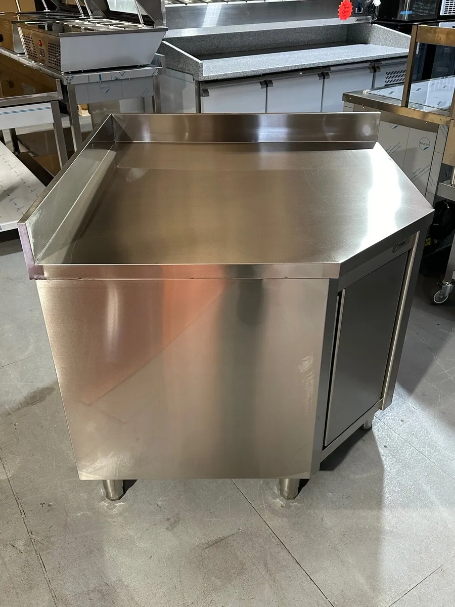 2 LEFT ONLY Stainless steel corner table - Image 4