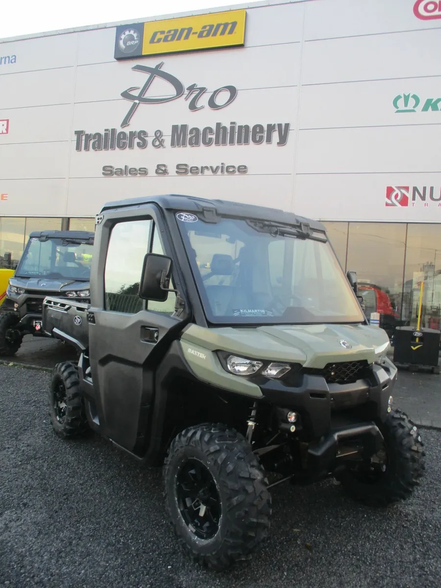 Can-Am traxter  HD8  2020 road legal gator polaris - Image 1