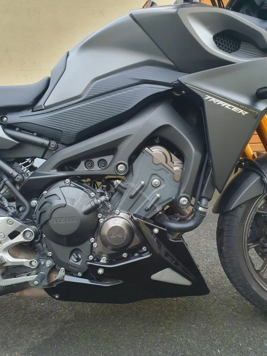 YAMAHA TRACER 2015 - Image 3