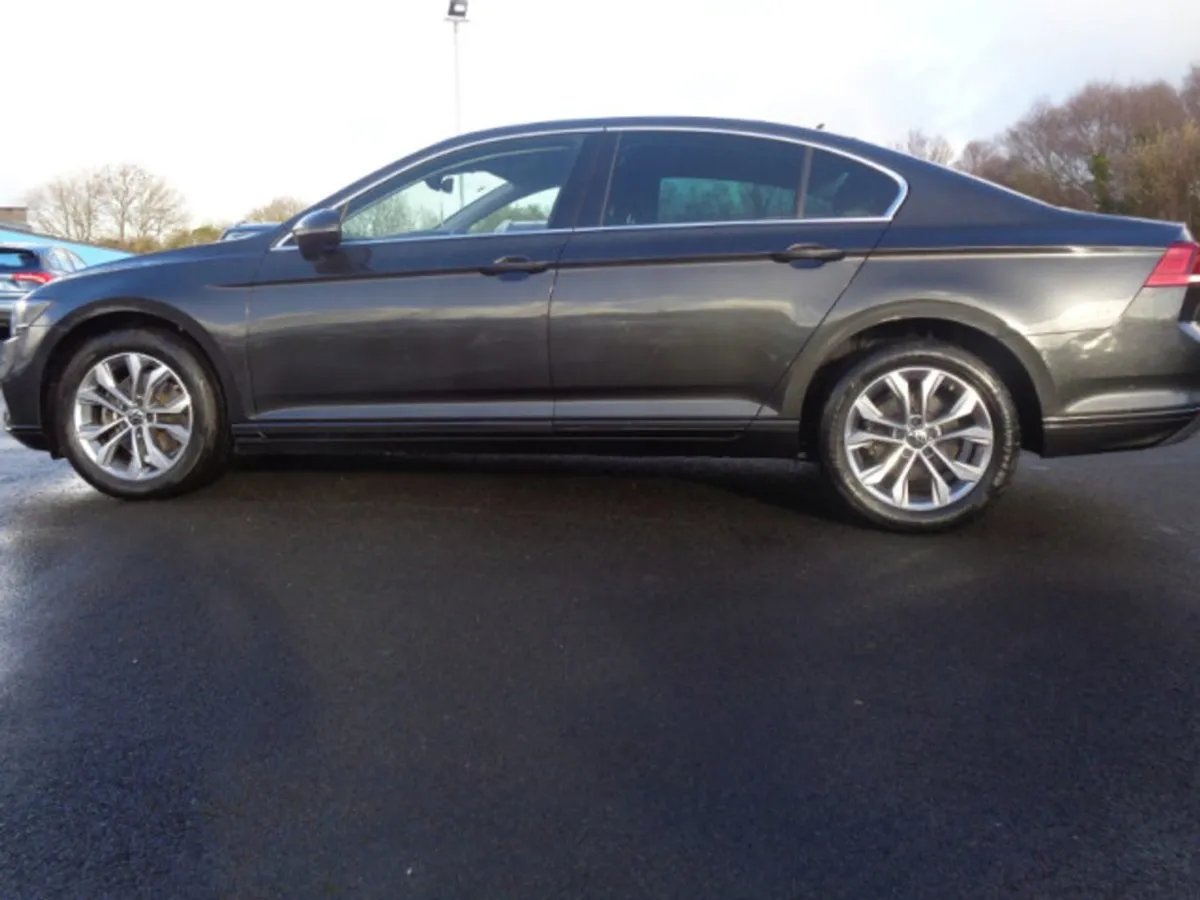 Volkswagen Passat Business 2.0tdi Automatic - Image 4