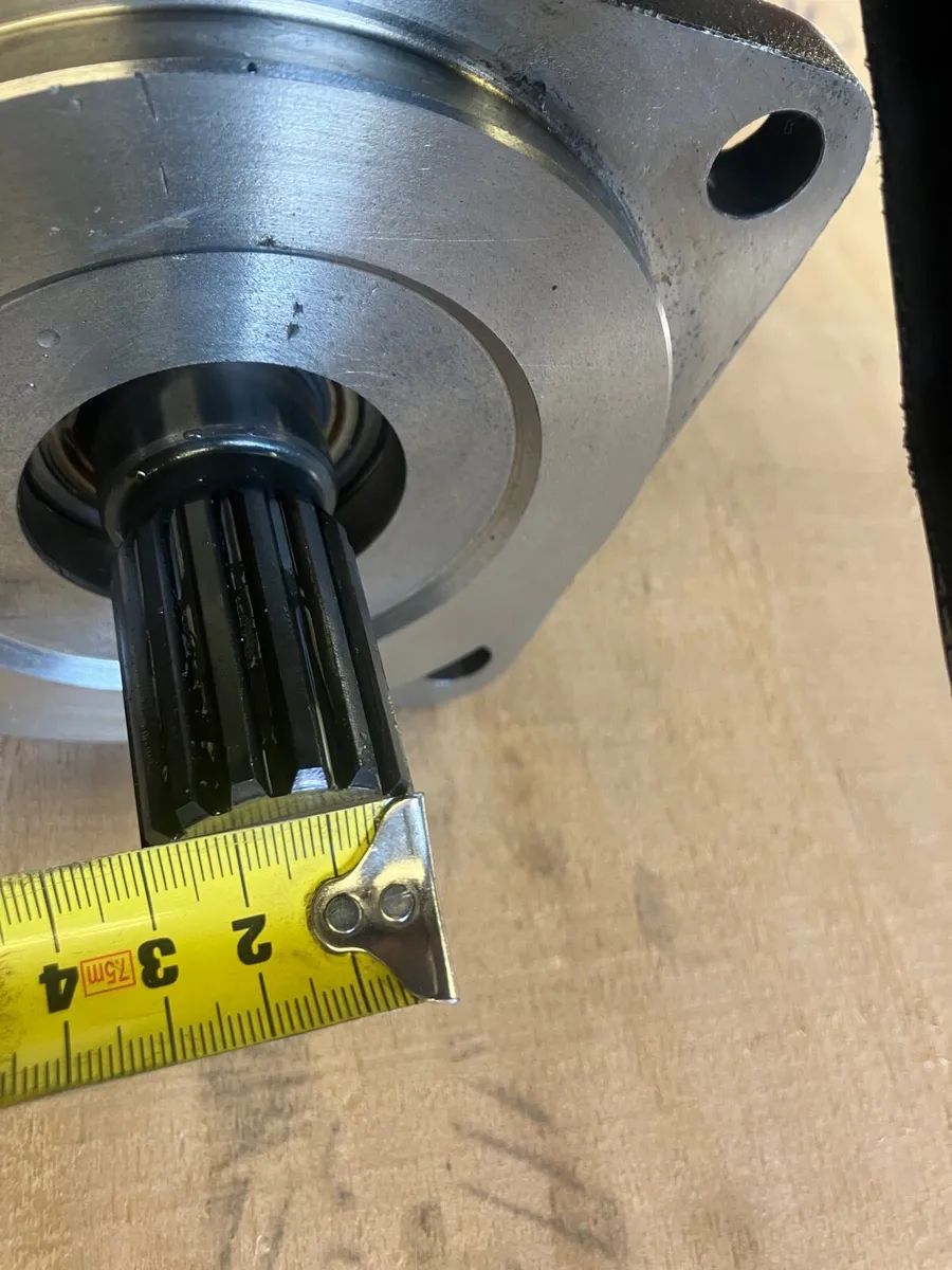 Hydraulic pump - Image 3