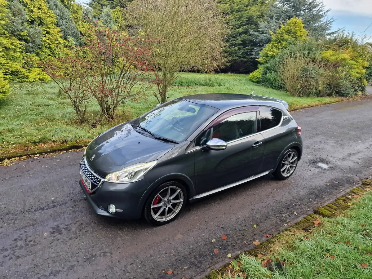 132 PEUGEOT 208 1.6GTI - Image 3