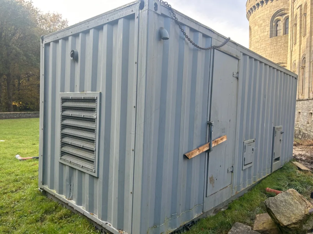 20ft insulated container site hut and toilet - Image 2