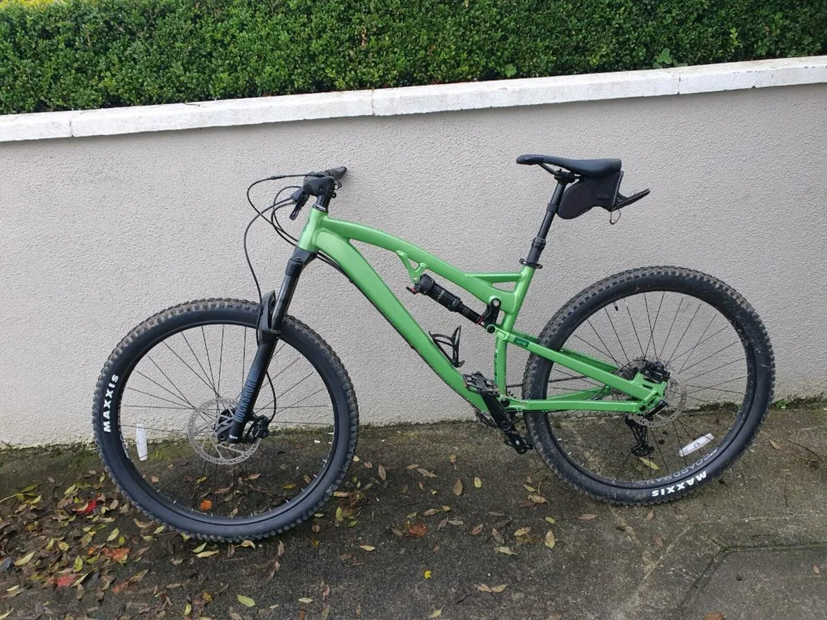 Mountain bike for sale in Co. Offaly for 1 300 on DoneDeal