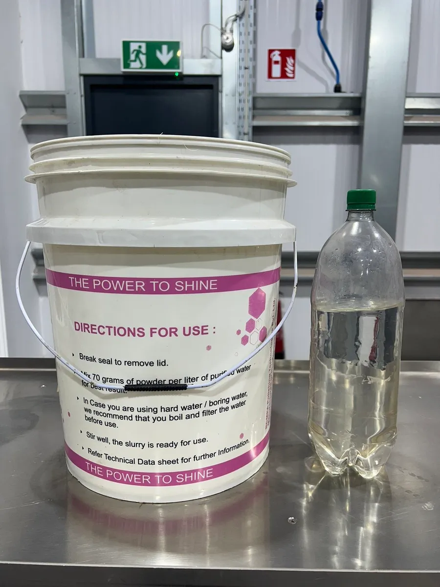 Plastic buckets - Image 4