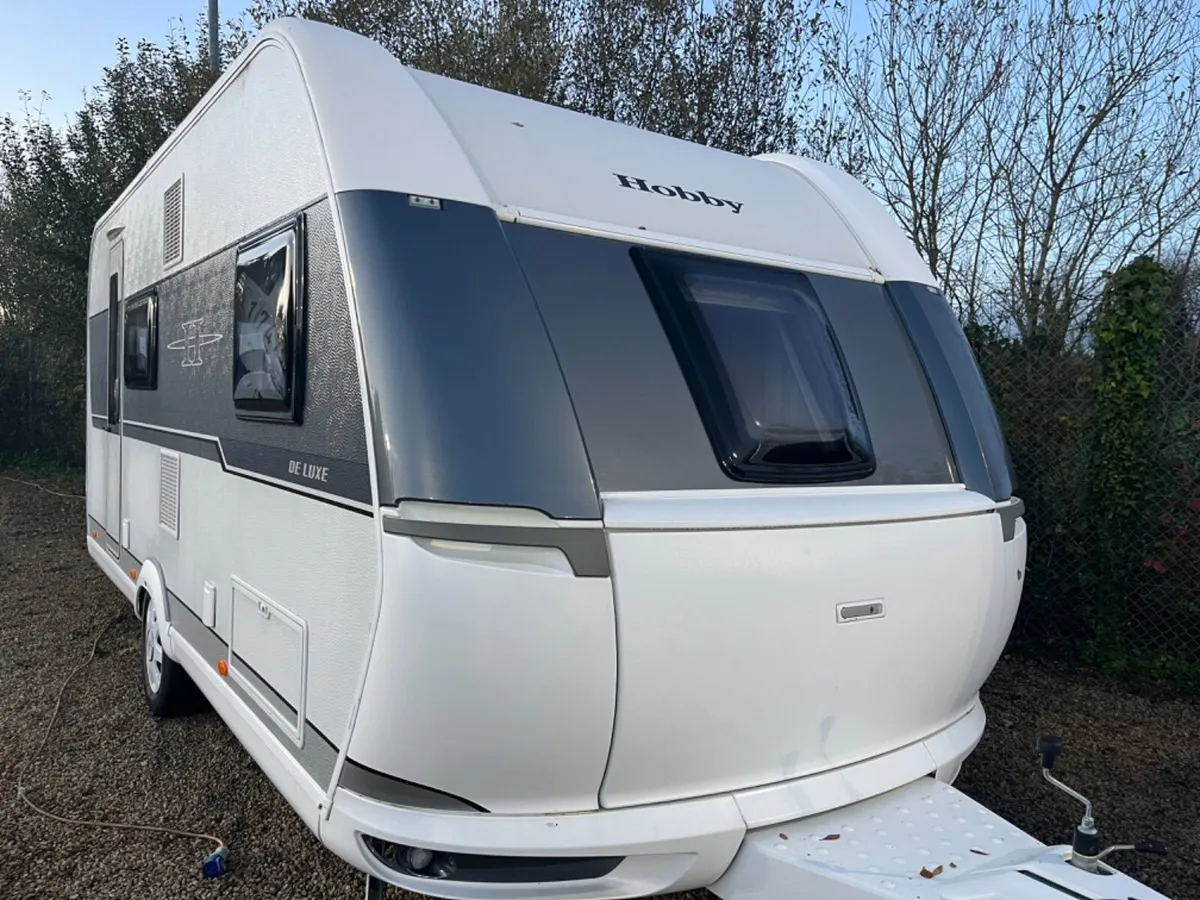2019 HOBBY 490 KMF DELUXE 6 BERTH FIXED BED & BUNK - Image 1