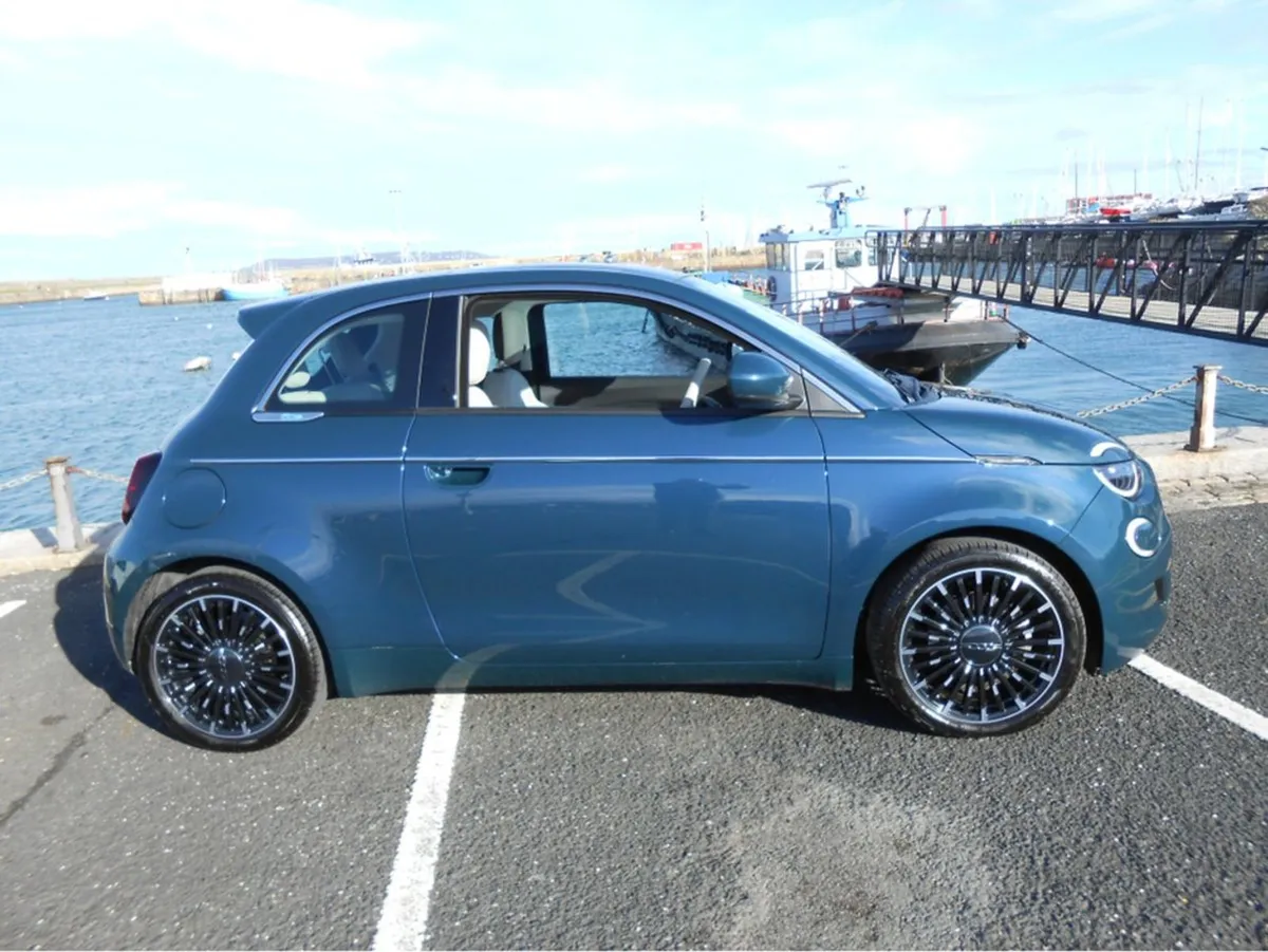 Fiat 500e LA Prima Electric 42kwh 3DR