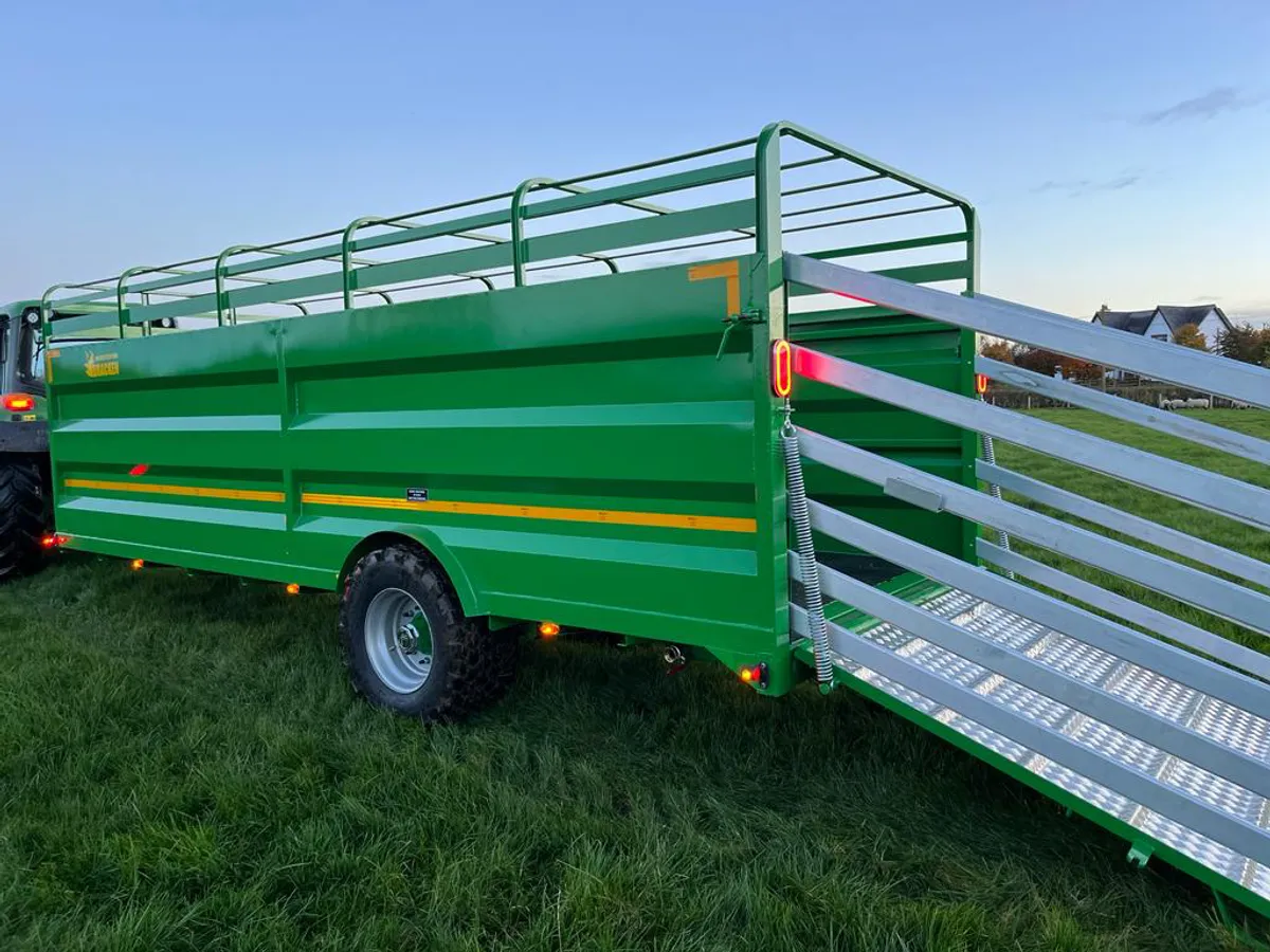 New Bracken Cattle trailer - Image 1