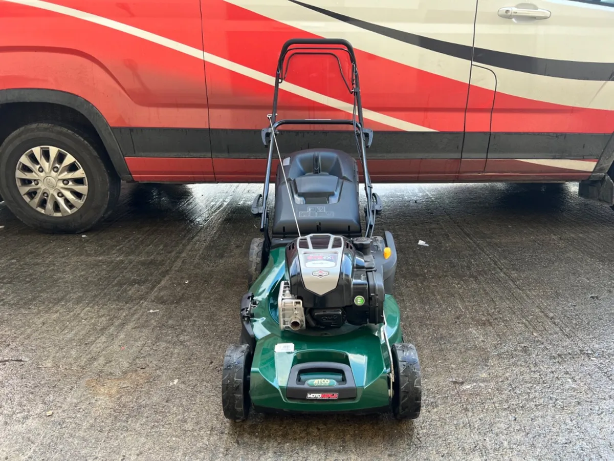 Atco Quattro 22S Petrol Lawnmower - Image 3