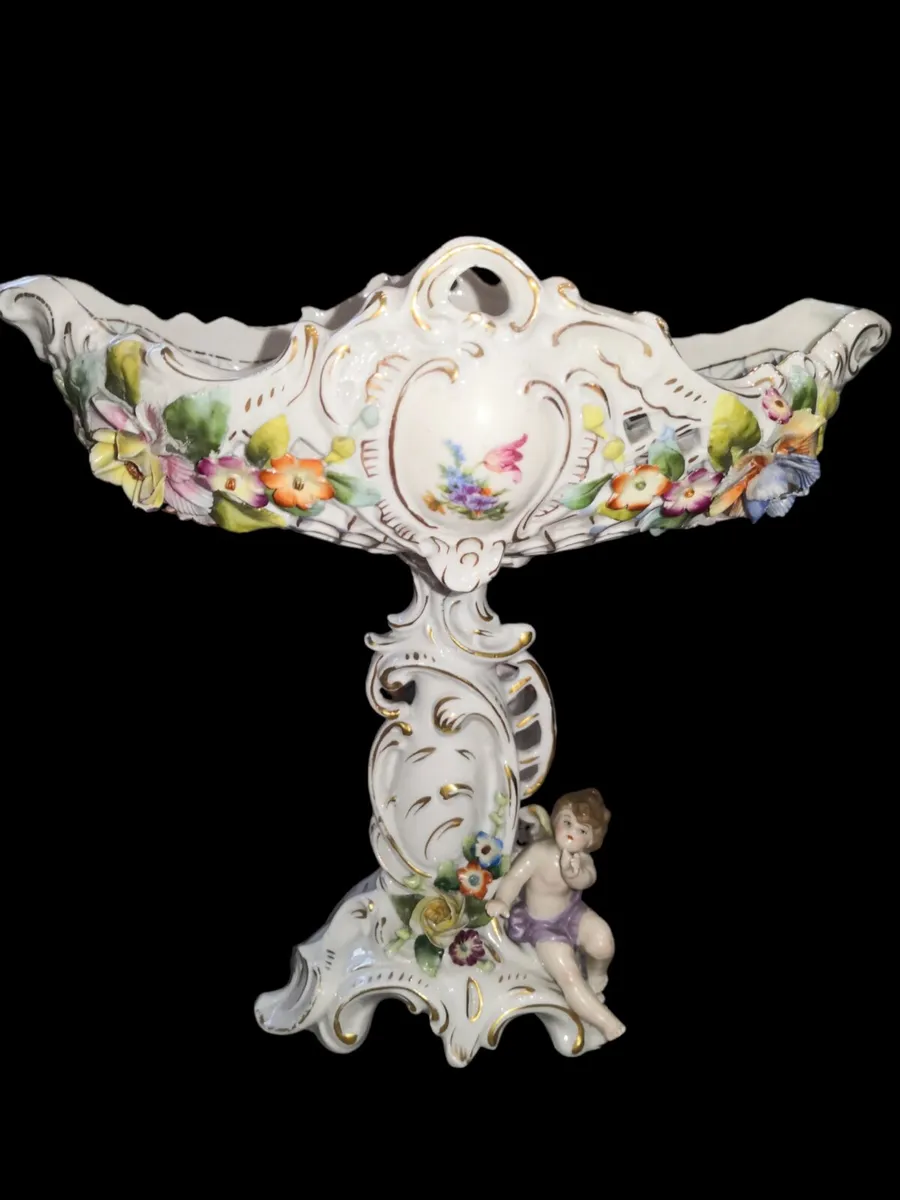 19th century Alt Wien fruit bowl centerpiece - Image 1