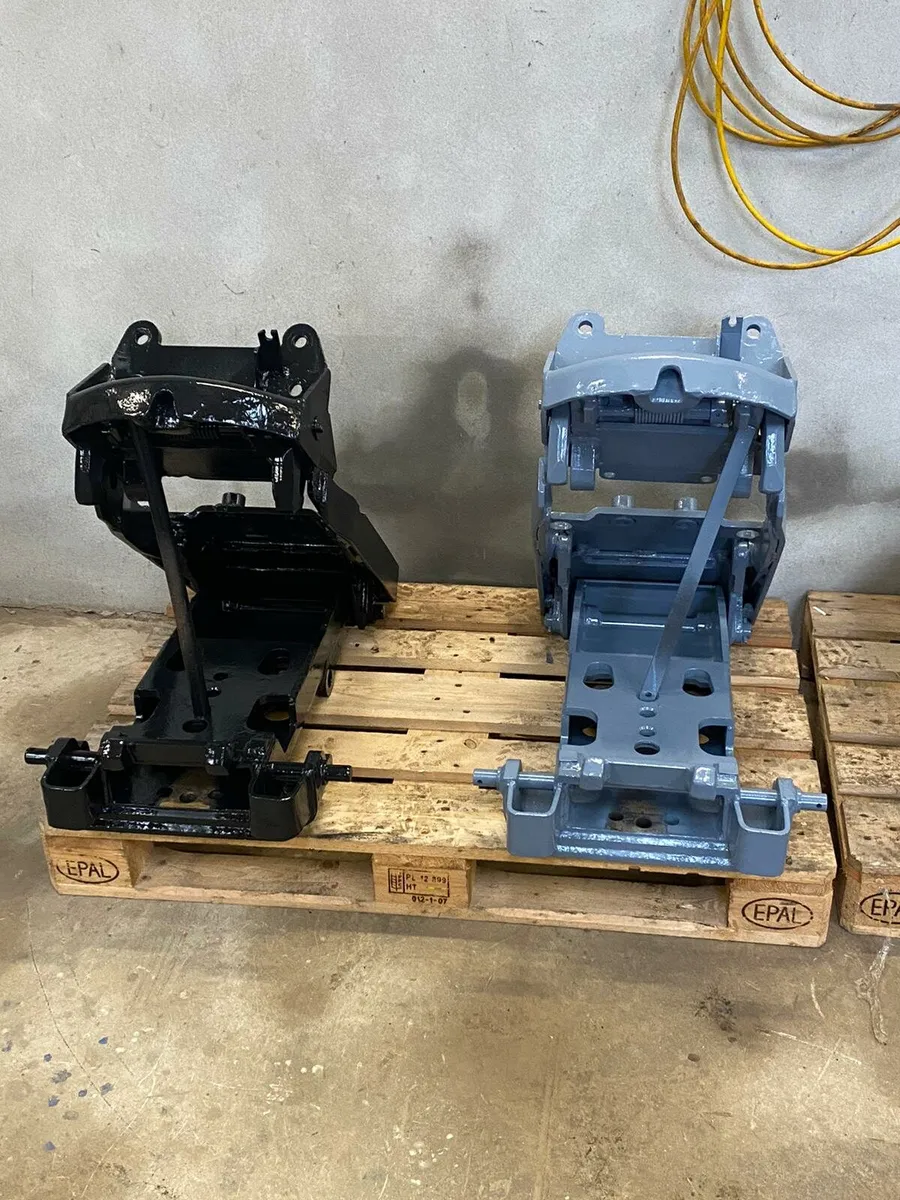 New Holland Pick-up Hitches