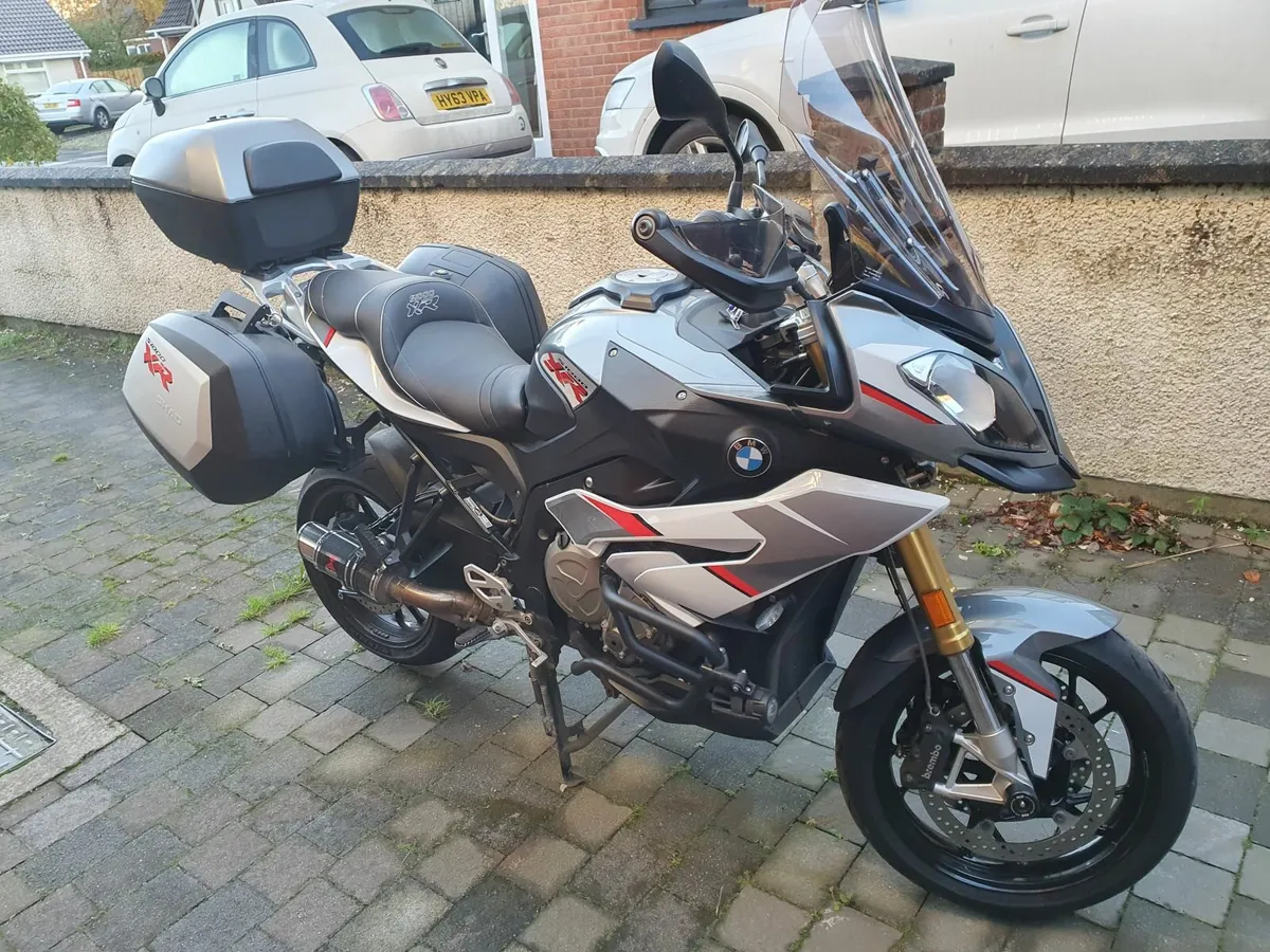 BMW S1000XR 2017 - Image 1