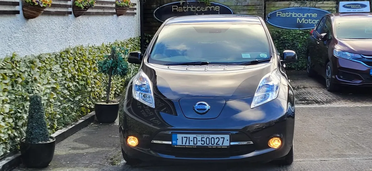 Nissan Leaf 2017 Visia A Black Edition 107 Bhp 5dr - Image 4