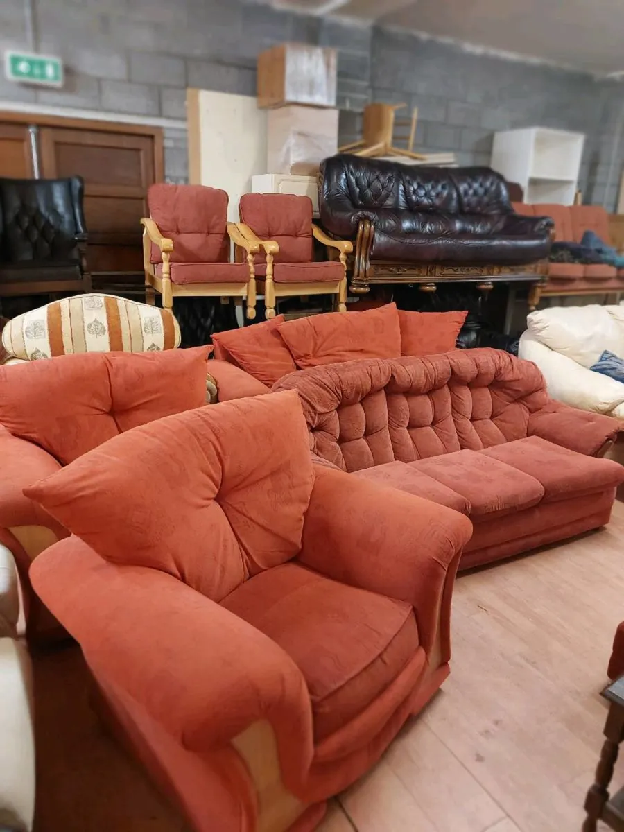 Second hand quality furniture - Image 2