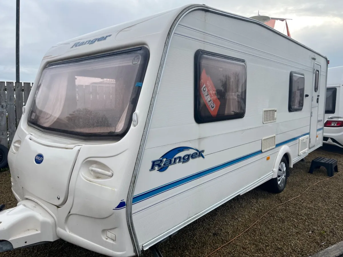 2004 BAILEY RANGER 550 6 BERTH FIXED BUNK BED MOD