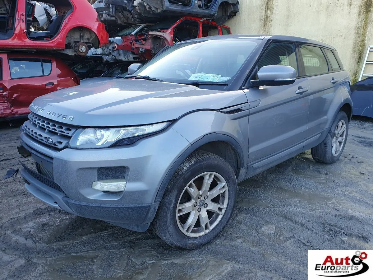 13 LAND ROVER EVOQUE 2.2 D FOR BREAKING - Image 1