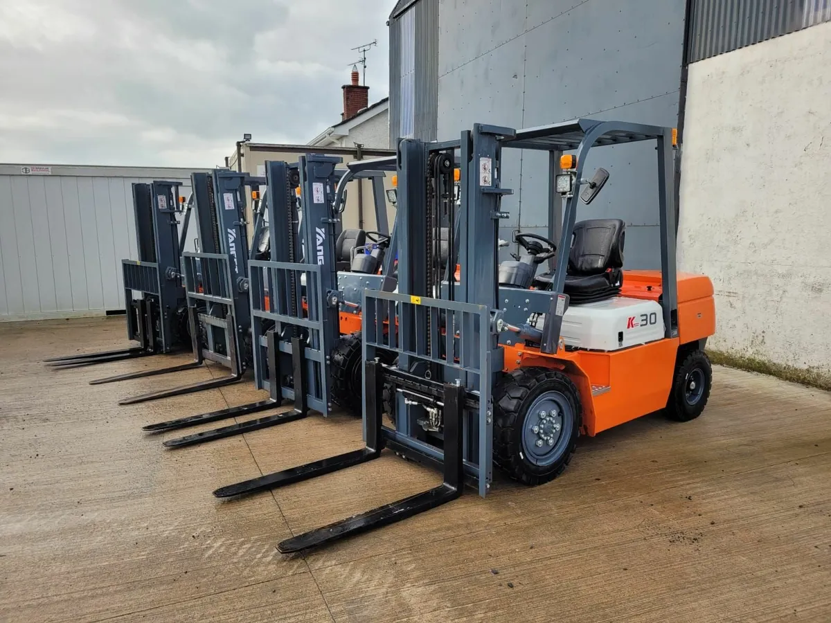 ***New*** 2023 Yang FD 30 3 Ton Forklift - Image 1