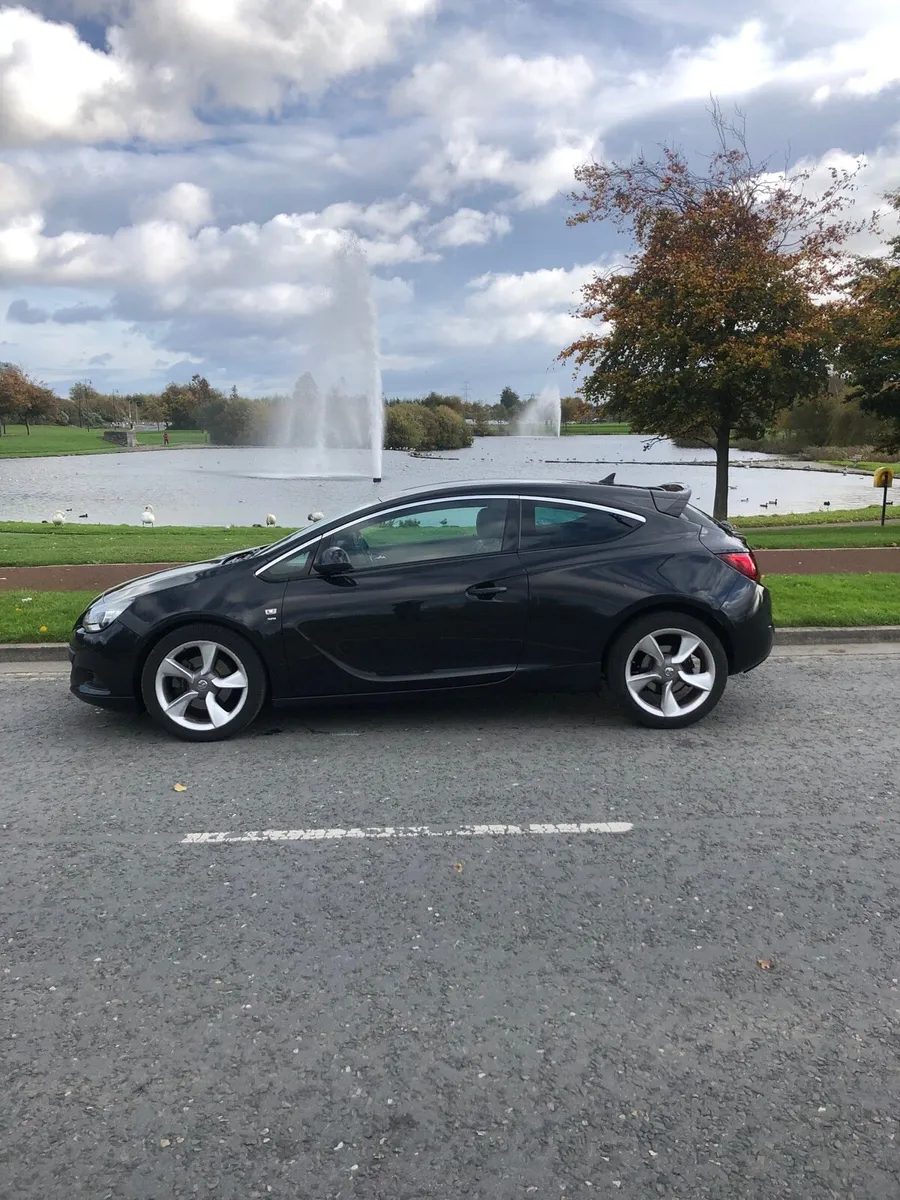 ASTRA 2.0 CDTI GTC SRI S/S New nct - Image 2