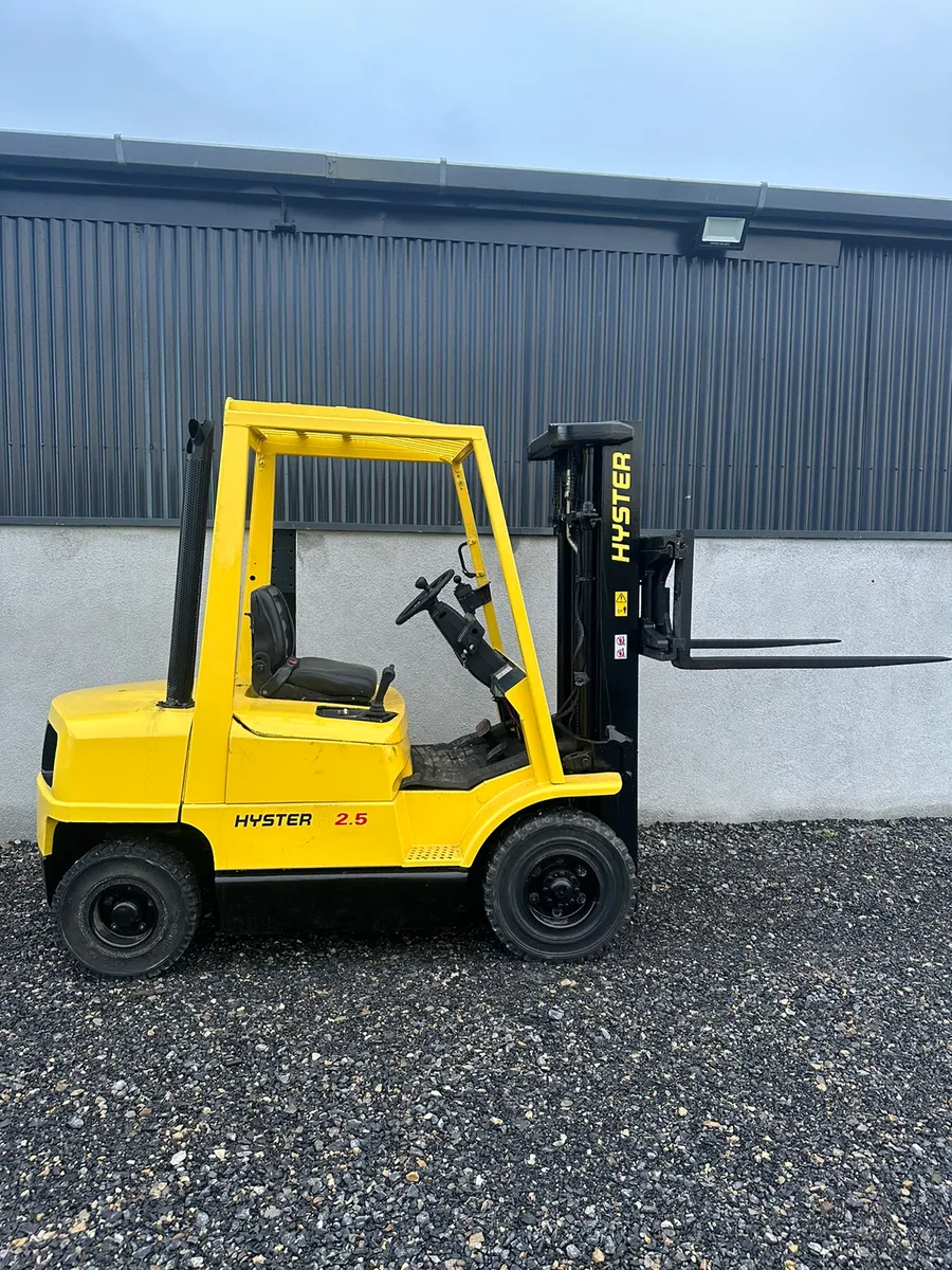 Hyster H2.50XM Forklift - Image 4
