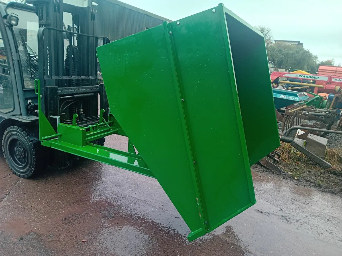 Cashels Tipping Skip - Image 2