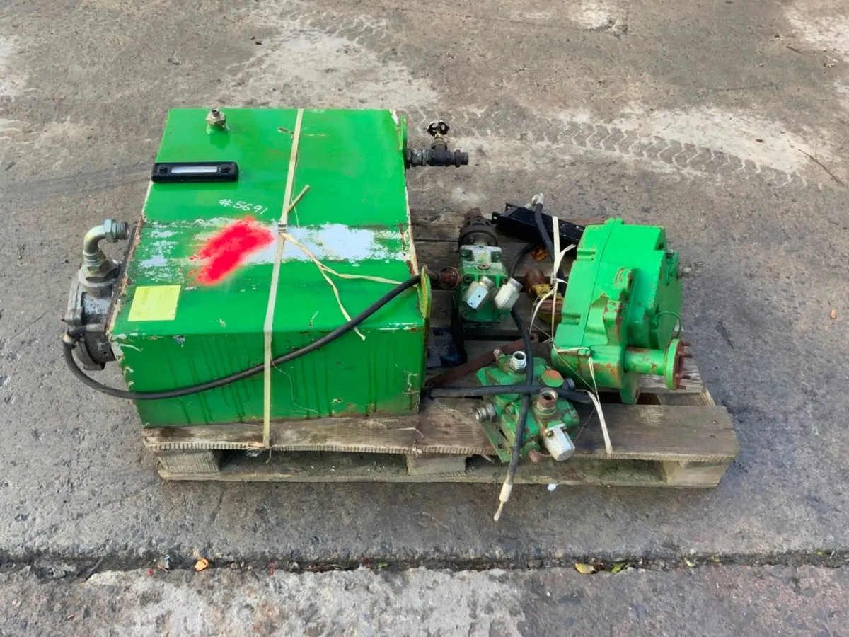 JOHN DEERE / ZUIDBERG FRONT PTO. - Image 1